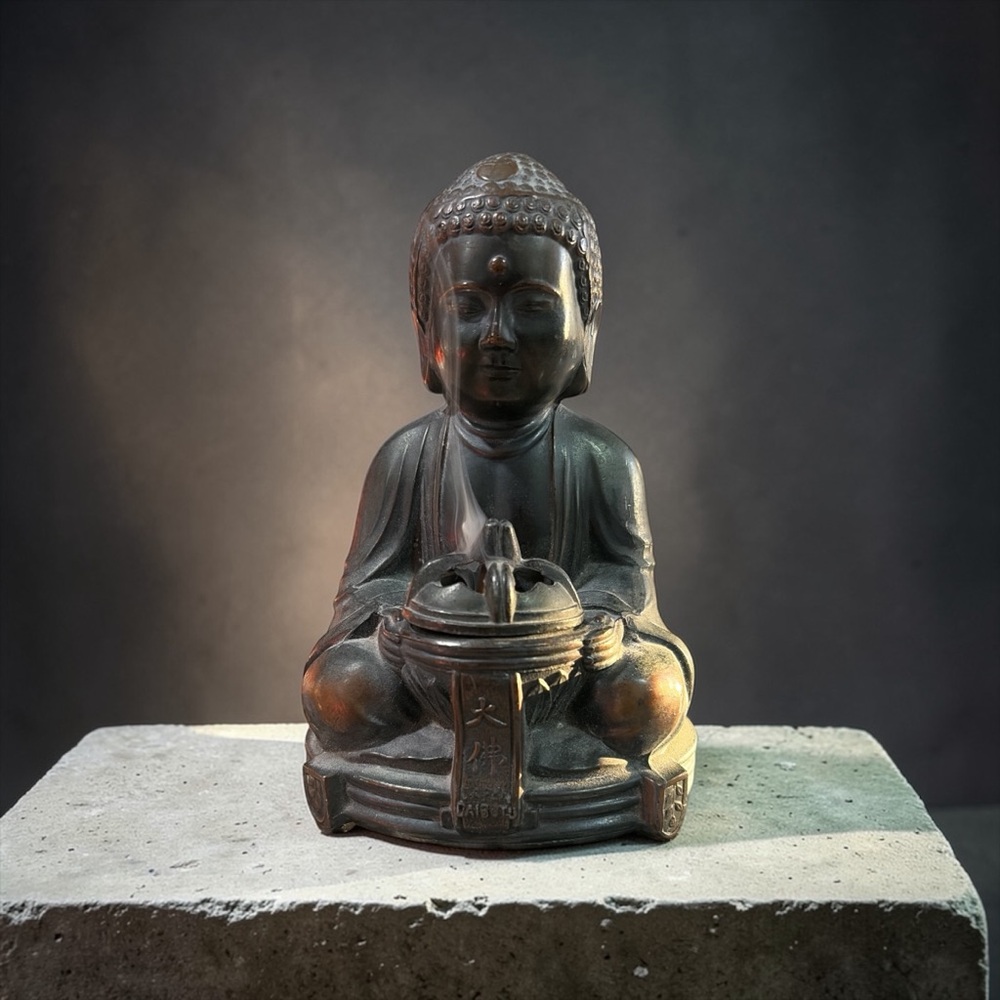 VINTAGE JAPANESE “DAIBUTSU” METAL BUDDHA INCENSE HOLDER WITH REMOVABLE LID